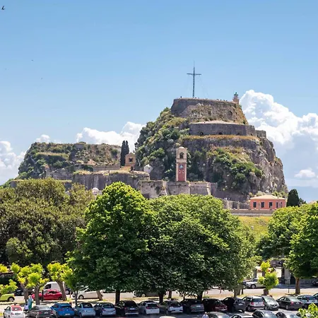 Nafsika's Grande In Corfu Old Town