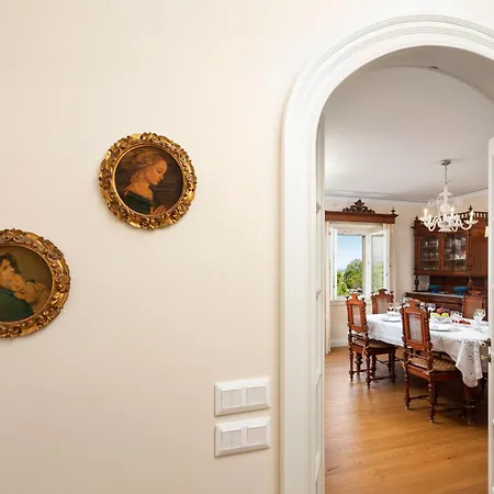 Nafsika's Grande In Corfu Old Town Apartmán