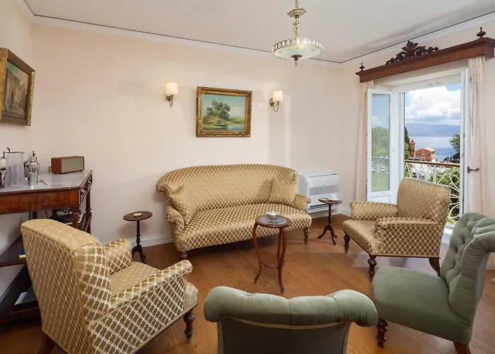 Nafsika's Grande In Corfu Old Town * Corfu (city)