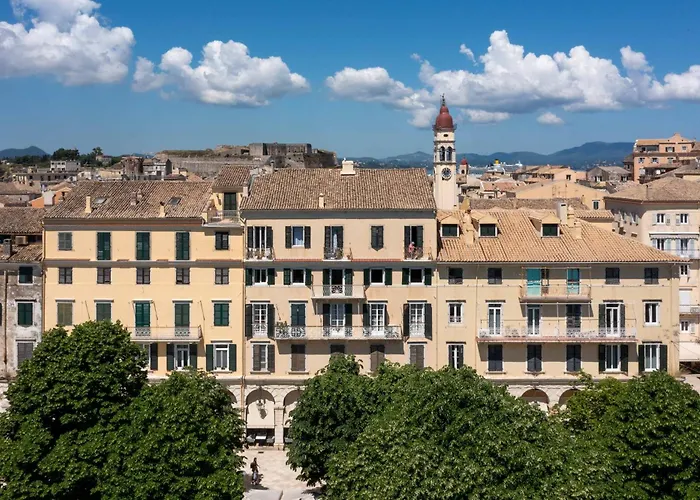 Nafsika's Grande In Corfu Old Town *