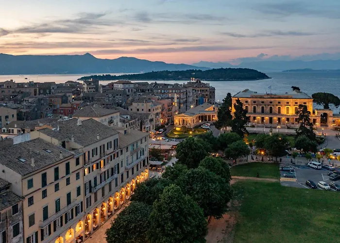Nafsika's Grande In Corfu Old Town Apartment *