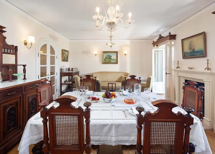 Nafsika's Grande In Corfu Old Town *